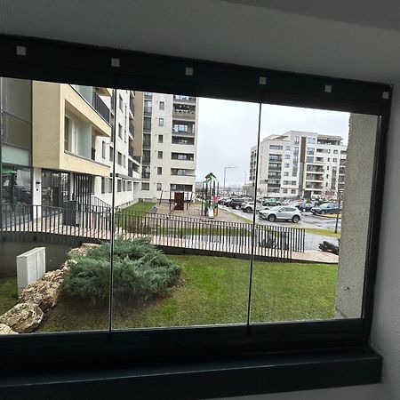 Jad - Luxury 3 Rooms & 2 Rooms Apartments In Kasper, Near Coresi Mall Braşov Exteriör bild