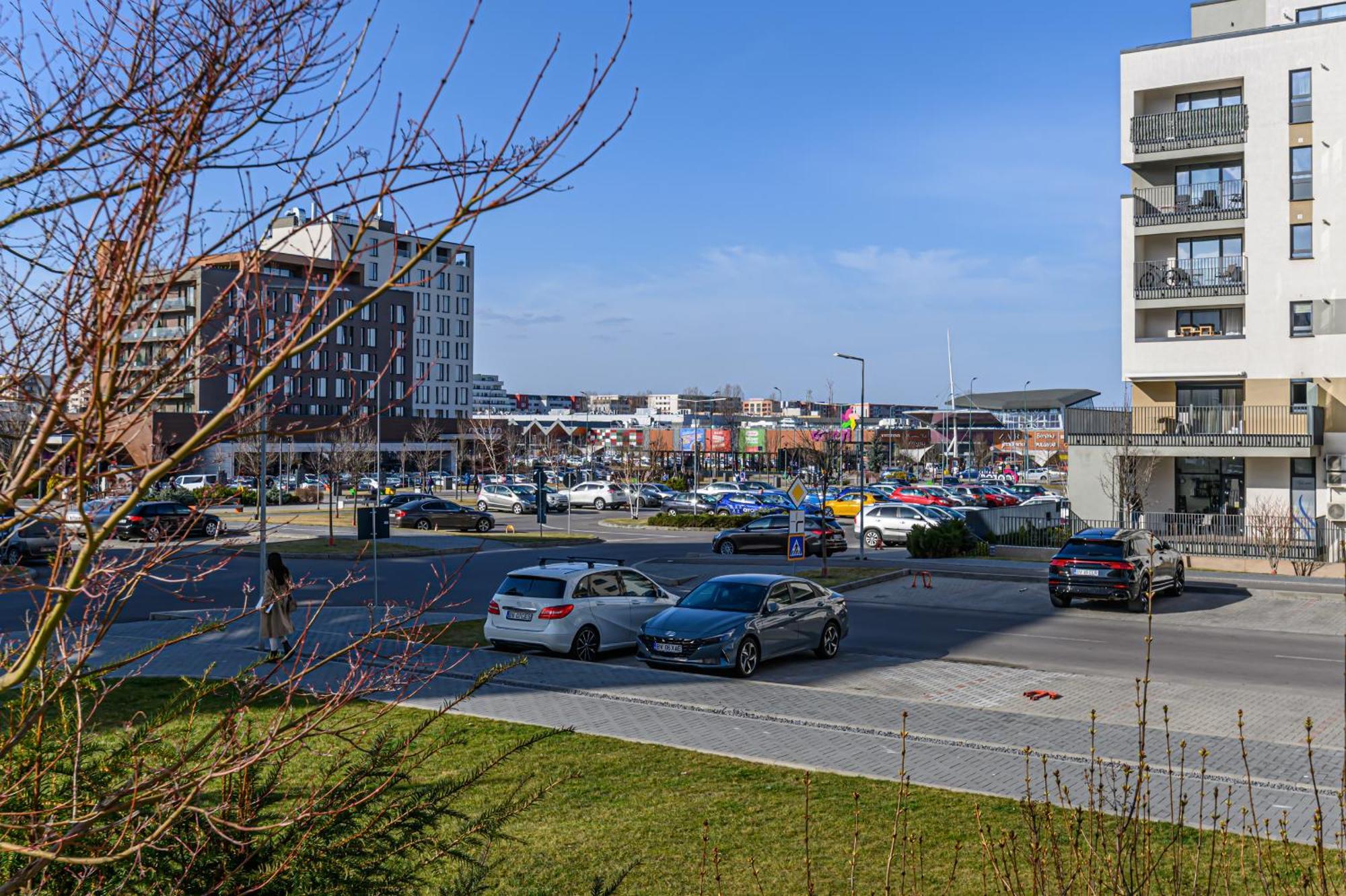 Jad - Luxury 3 Rooms & 2 Rooms Apartments In Kasper, Near Coresi Mall Braşov Exteriör bild