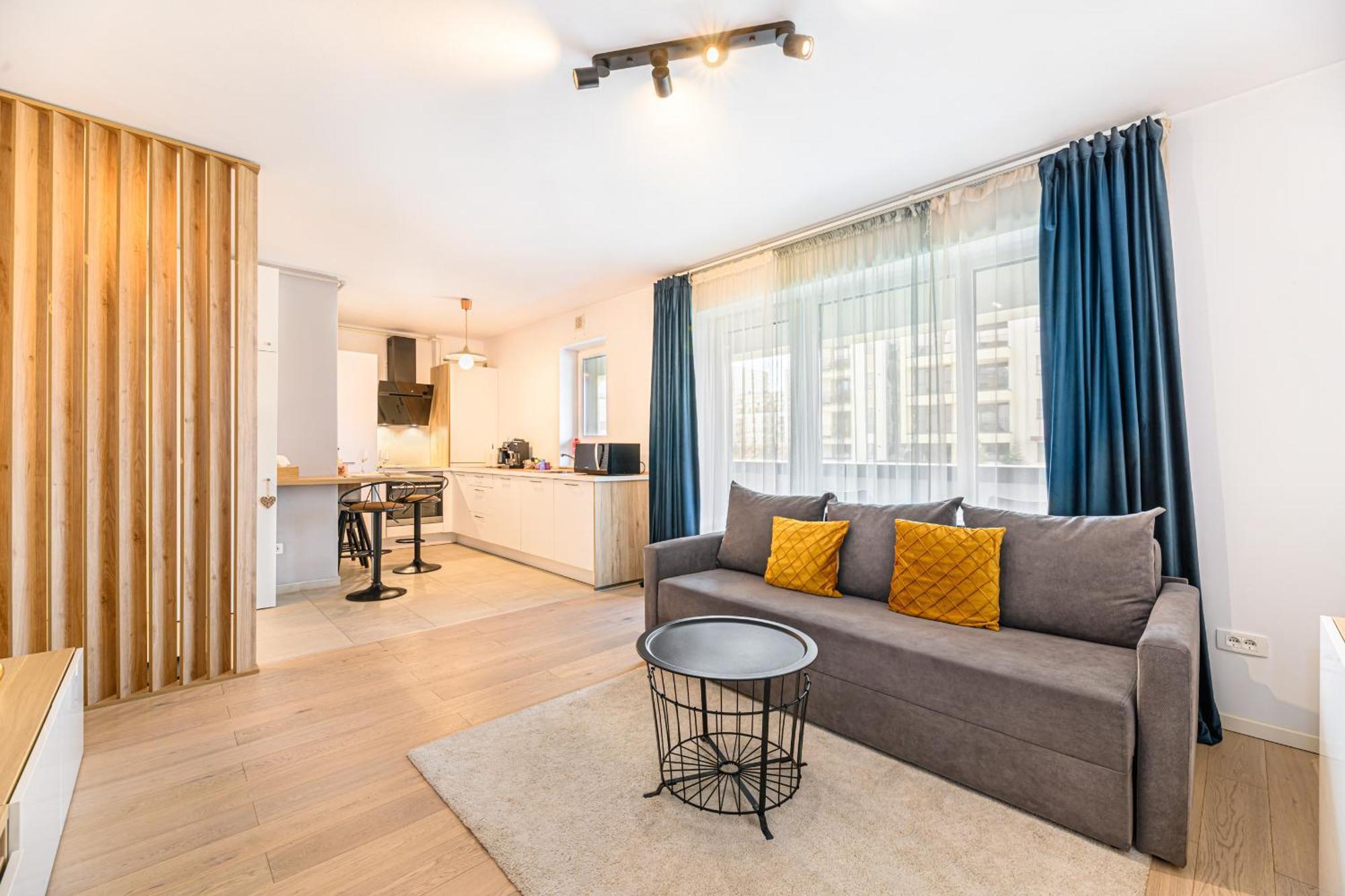 Jad - Luxury 3 Rooms & 2 Rooms Apartments In Kasper, Near Coresi Mall Braşov Exteriör bild